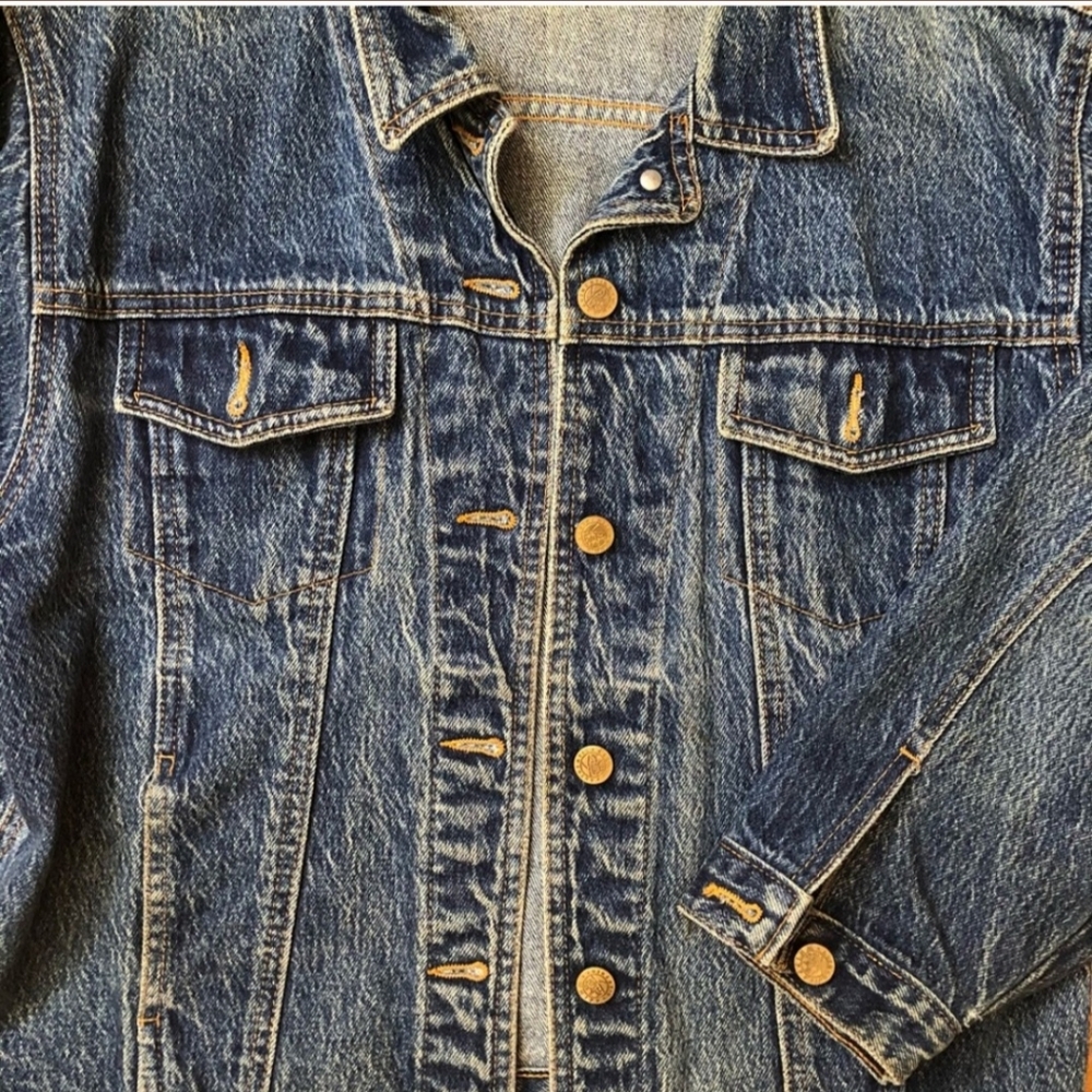 Classic Jean Jacket - Picture 3 of 6